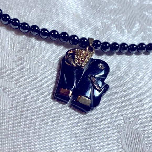 Elephant Trunk Up Hematite Crystal Necklace Screw Closure Good Luck 16” Gorgeous - Picture 2 of 3